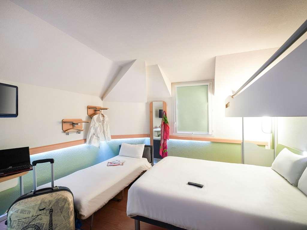 Ibis Budget Cholet Centre Room photo