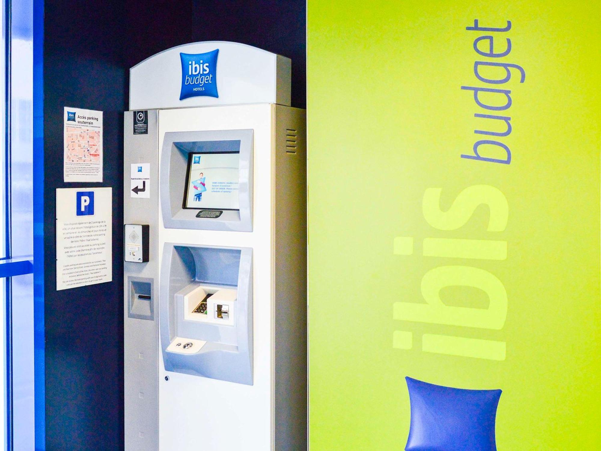 Ibis Budget Cholet Centre Exterior photo